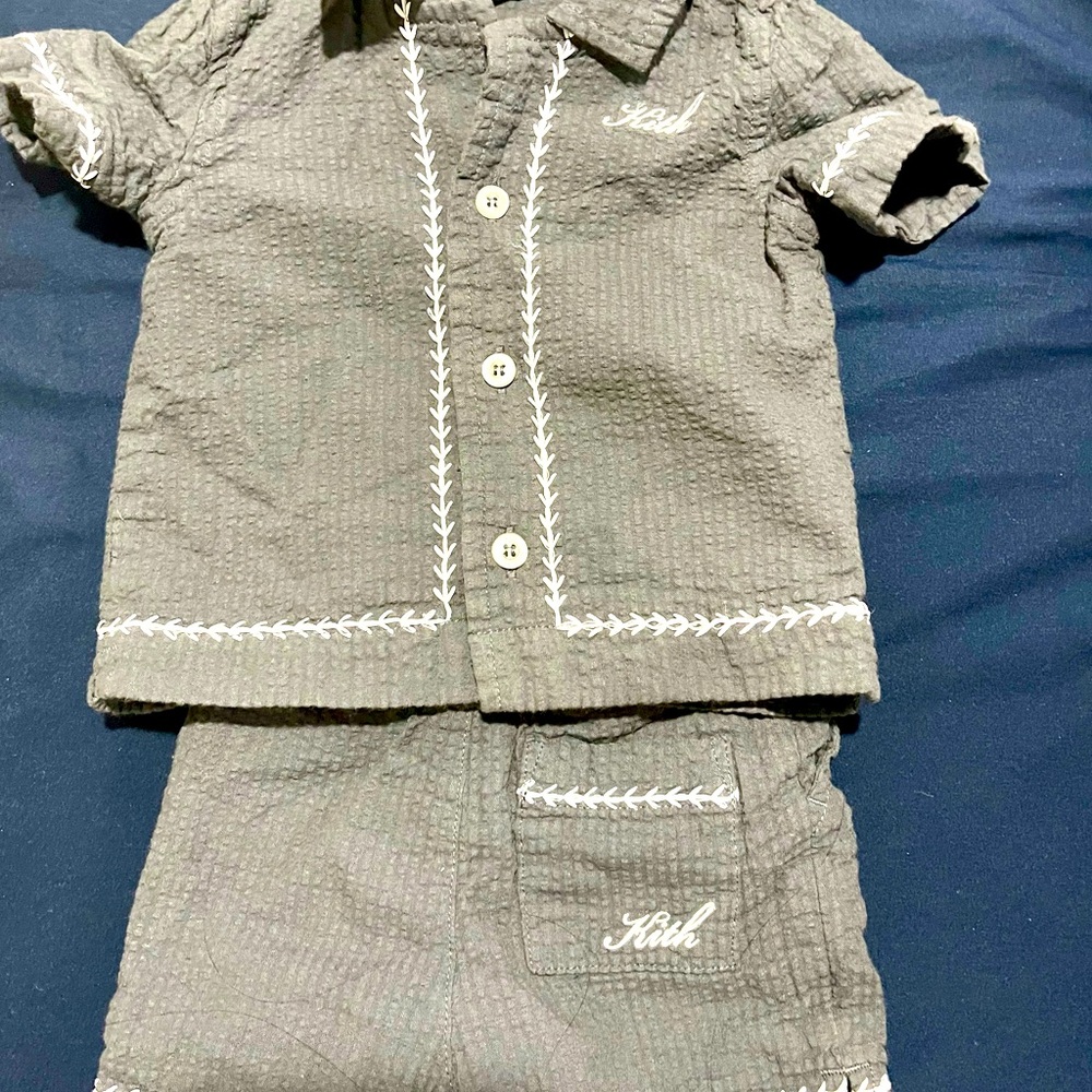 Kith short set
